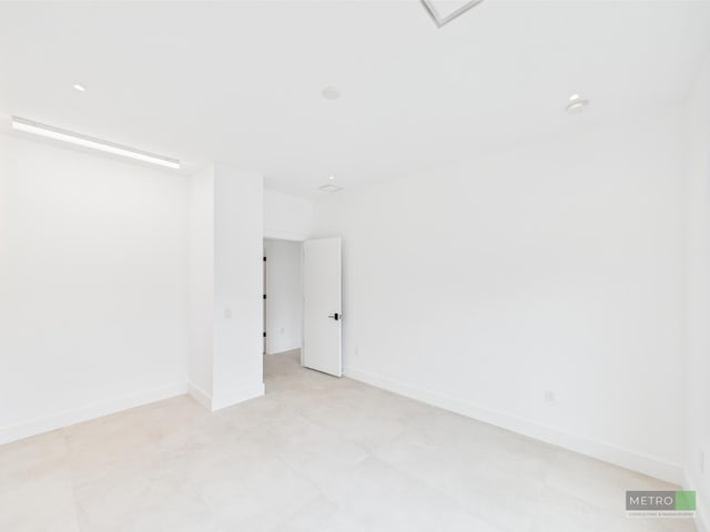 13613 157th Ct N, Jupiter, FL 33478 - empty room featuring baseboards