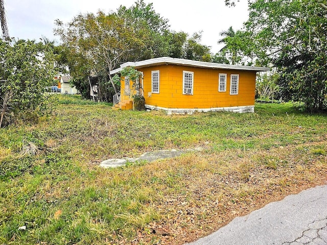 view of property exterior