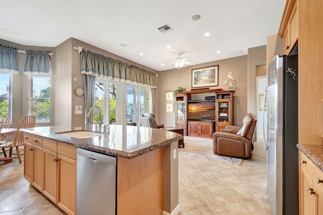 view of patio with ceiling fan