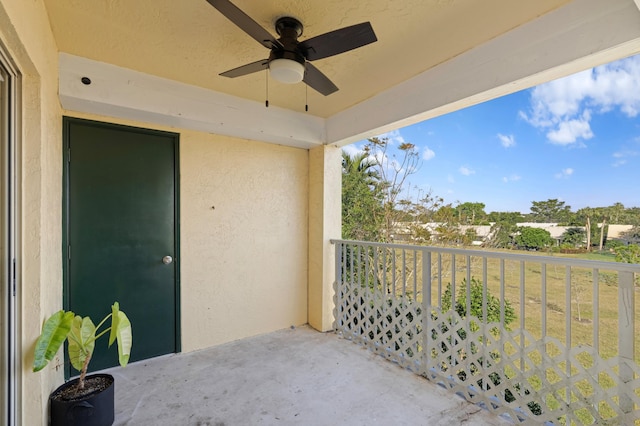 balcony with ceiling fan