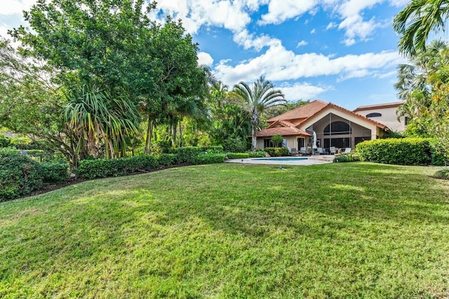 view of yard with a patio