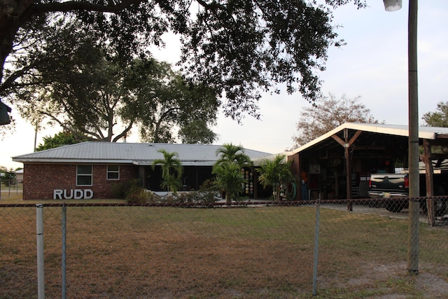 view of yard featuring a carport