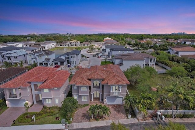 view of aerial view at dusk