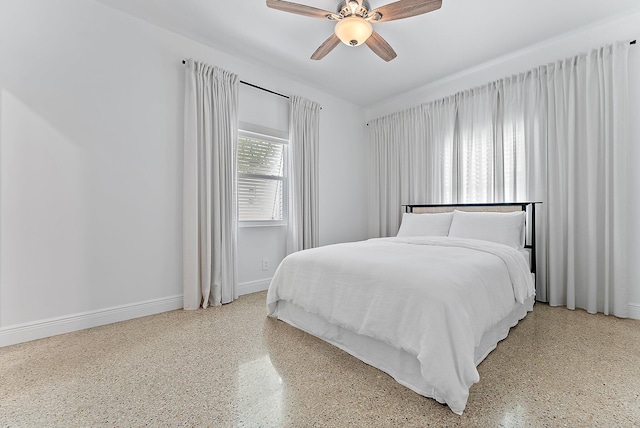 bedroom with ceiling fan