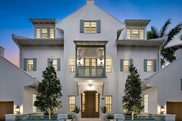 view of front of home with stucco siding