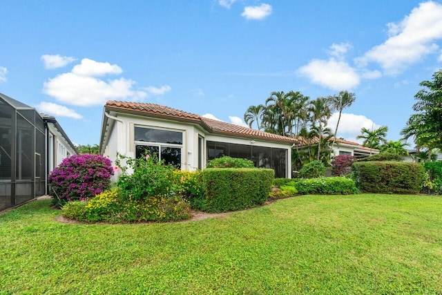 exterior space featuring a lanai