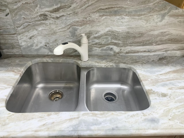 details with sink