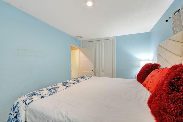 bedroom with a closet