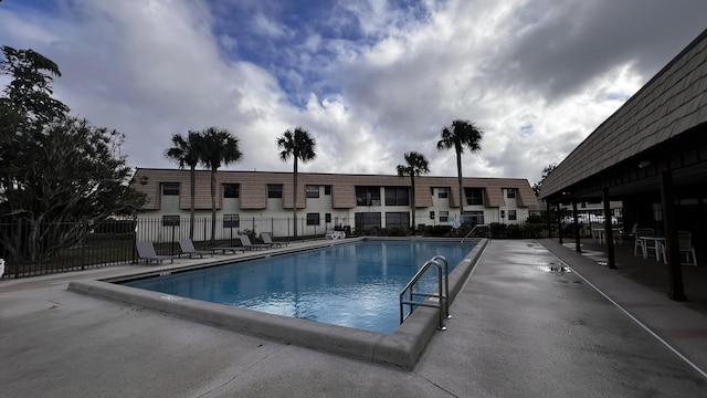 pool with fence