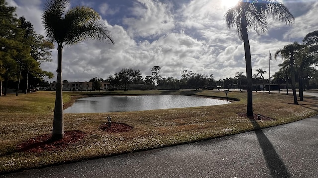 view of home's community featuring a water view