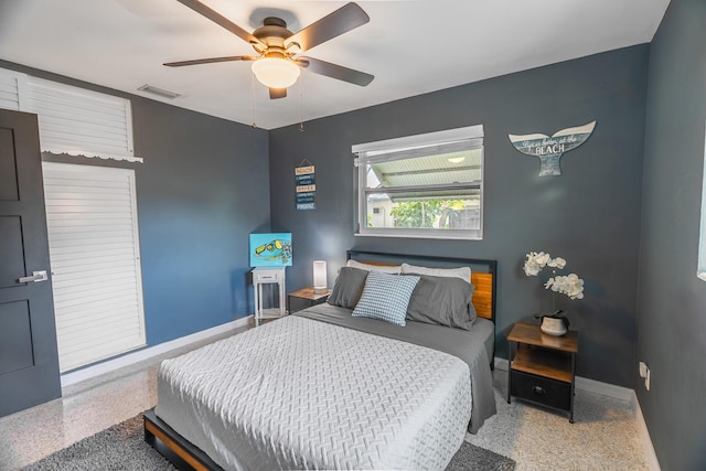 bedroom with ceiling fan