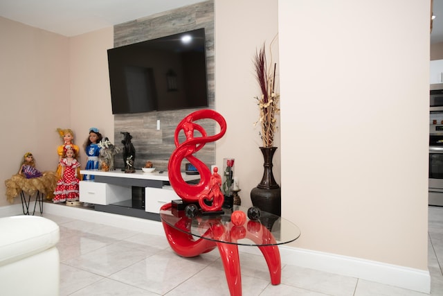 details with stainless steel appliances and decorative backsplash