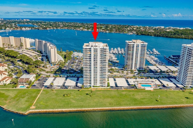 bird's eye view with a water view