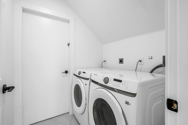 laundry area featuring washer and clothes dryer