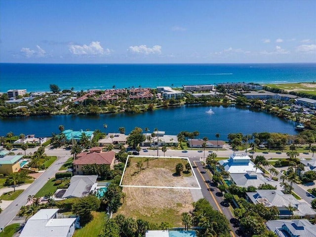 401 Olympus Dr, Juno Beach, FL 33408