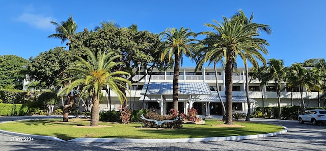 view of building exterior