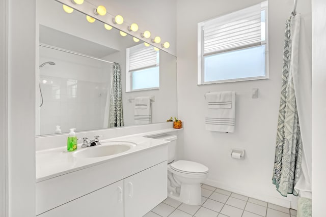 full bath featuring tile patterned flooring, a shower with shower curtain, vanity, and toilet