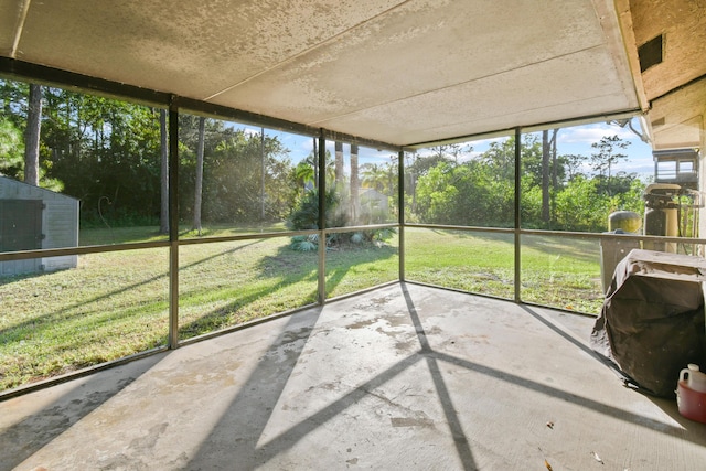 view of unfurnished sunroom