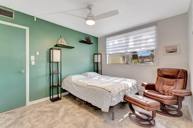 bedroom with ceiling fan