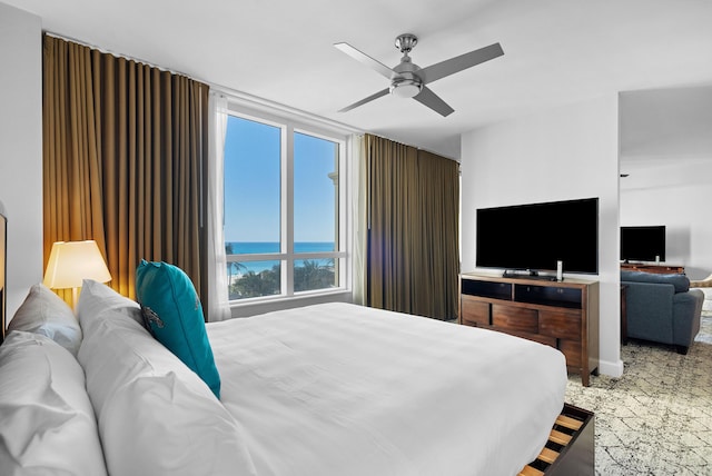 bedroom featuring ceiling fan