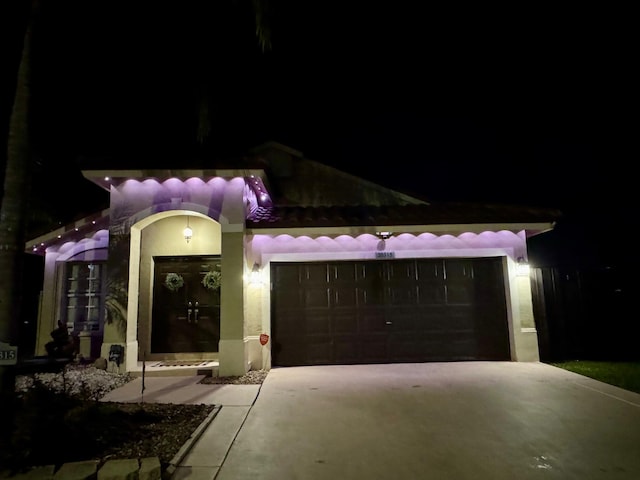 view of front of house featuring a garage