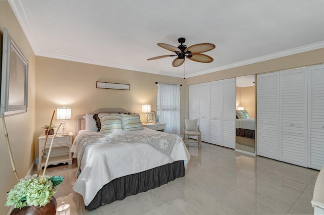 bedroom featuring ceiling fan and crown molding