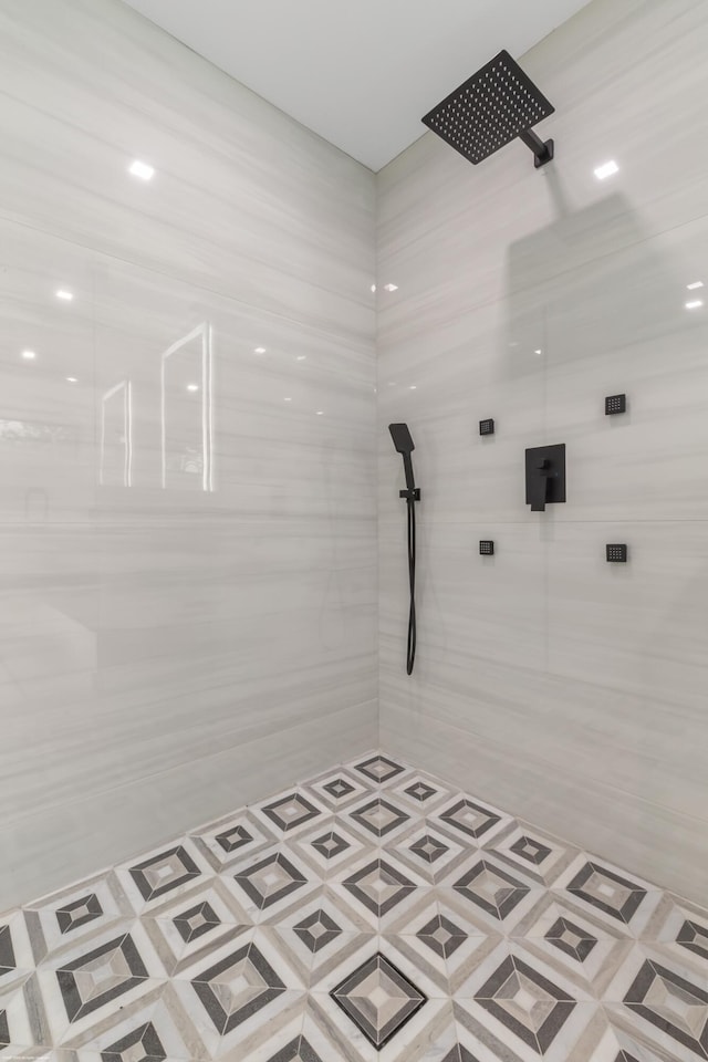 bathroom featuring a shower