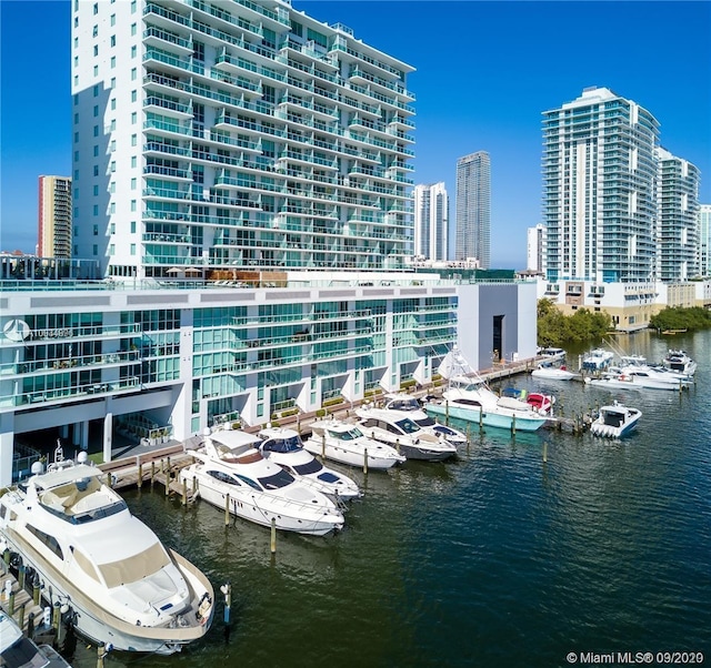 Listing photo 2 for 400 Sunny Isles Blvd Unit Dd-401, Sunny Isles Beach FL 33160