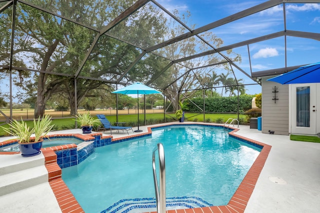 view of swimming pool featuring an in ground hot tub, a patio, a lanai, and a lawn