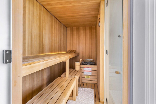 view of sauna / steam room