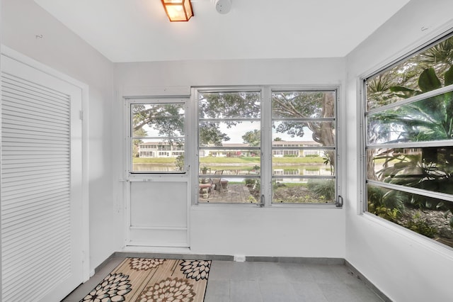 view of sunroom / solarium