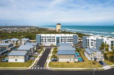 bird's eye view with a water view