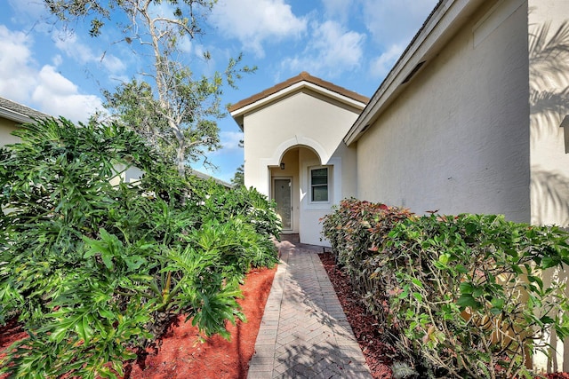 view of property entrance