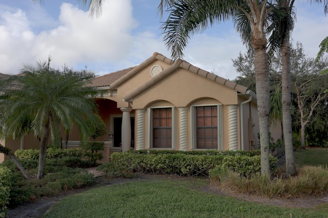 view of front of home