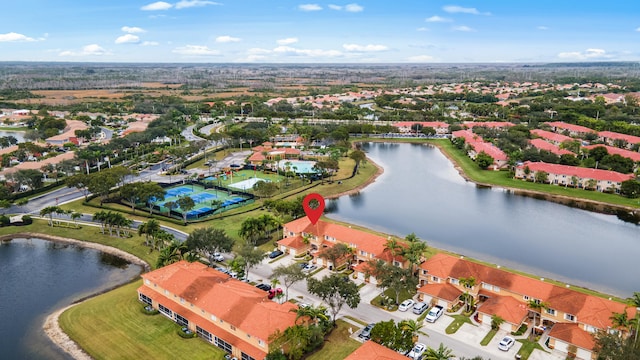 bird's eye view featuring a water view