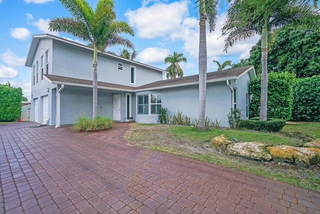 view of front facade with a garage