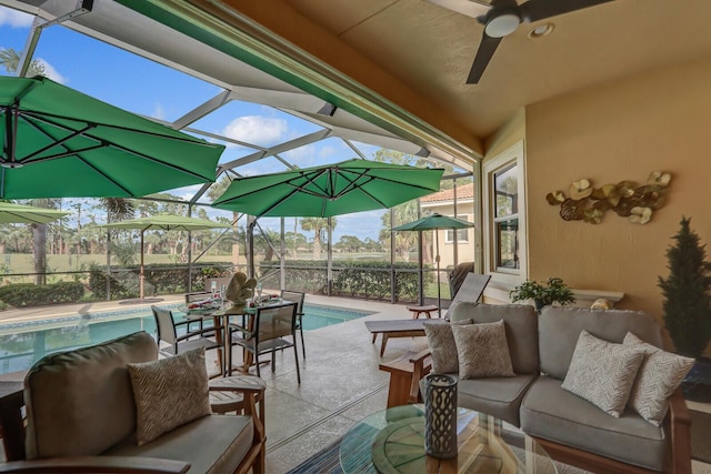 view of patio featuring outdoor lounge area and ceiling fan