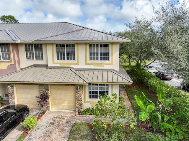 view of front of house featuring a garage