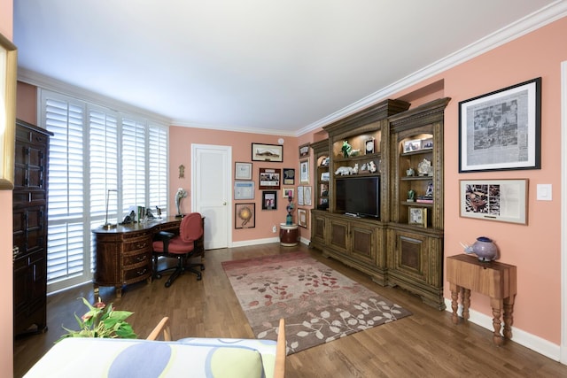 carpeted dining area with a tray ceiling