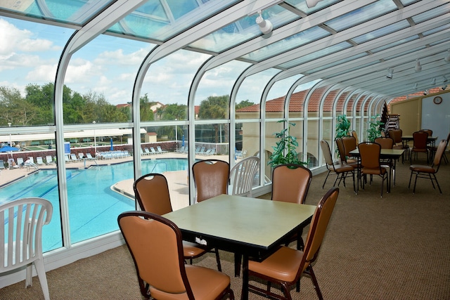 view of sunroom / solarium