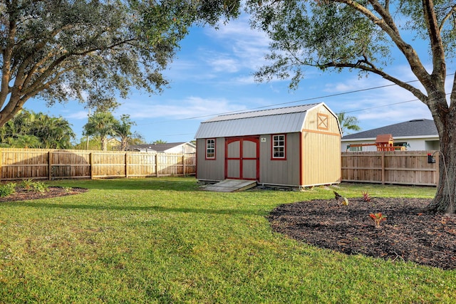 view of yard with a storage shed