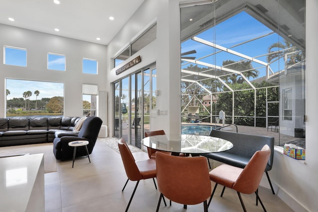 view of sunroom / solarium