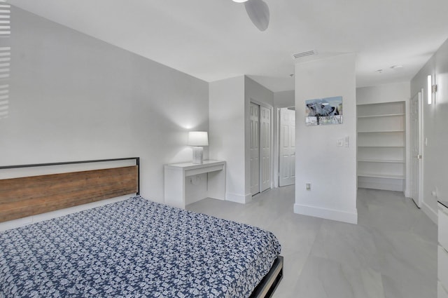 bedroom featuring ceiling fan