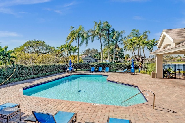 view of swimming pool