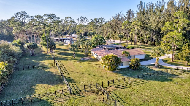 birds eye view of property featuring a rural view