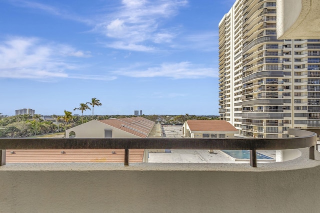 exterior space featuring a balcony