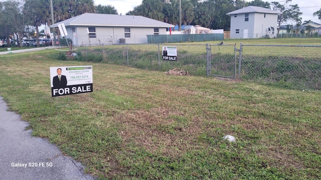 Listing photo 3 for Address Not Disclosed, Lake Worth FL 33463