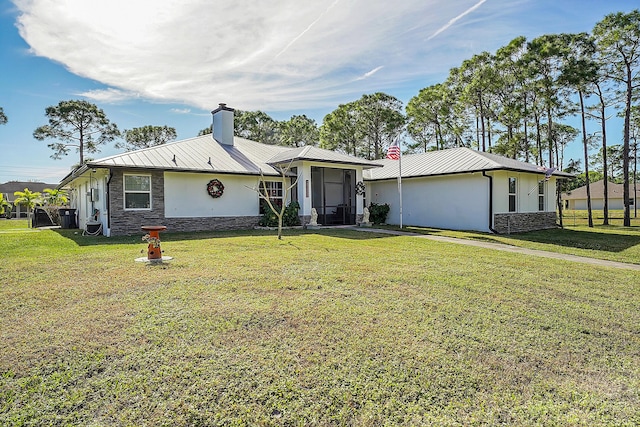 ranch-style home with a front yard