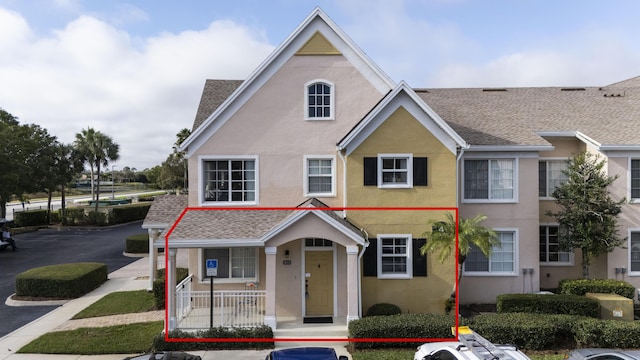 view of front of house featuring covered porch