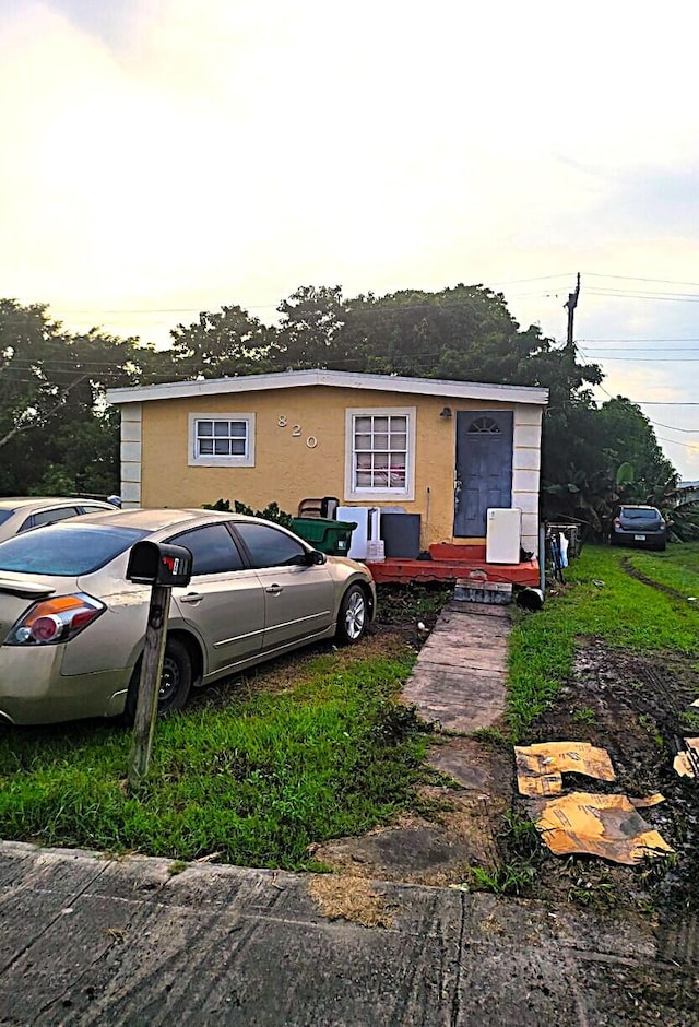 view of front of home